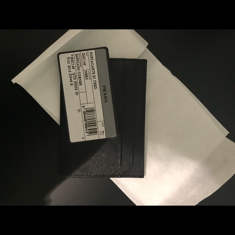 Men’s Prada cc holder